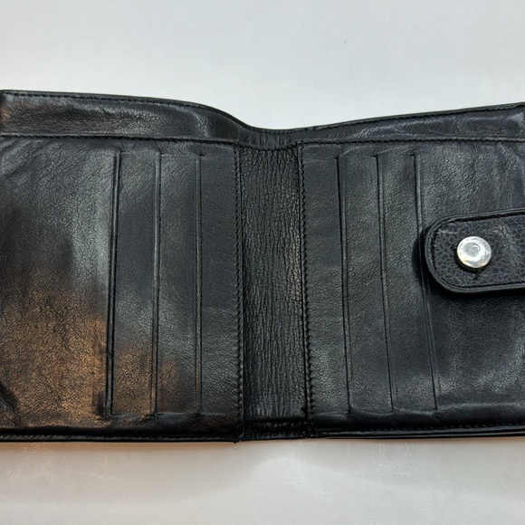 10913 Chanel - Picture 2 of 12